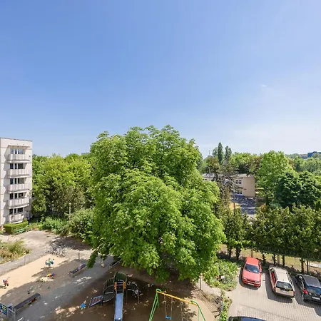 Near Lazienki Krolewskie W Warszawie By Renters Apartment