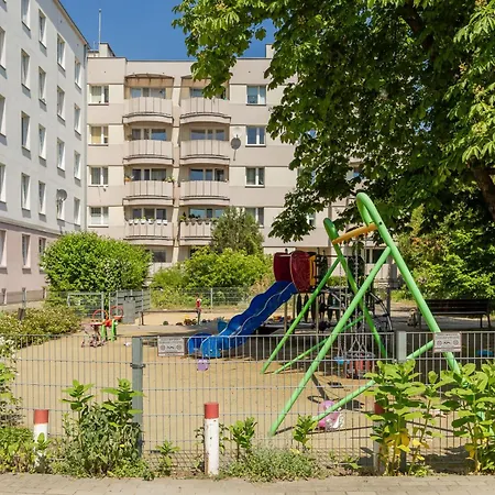 Near Lazienki Krolewskie W Warszawie By Renters *