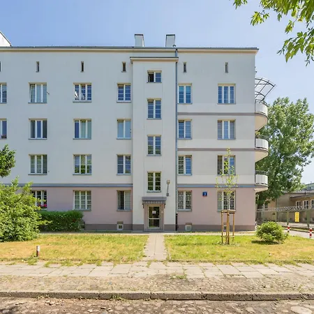 Near Lazienki Krolewskie W Warszawie By Renters * Warsaw